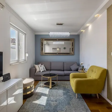 Apartment Izabela L *