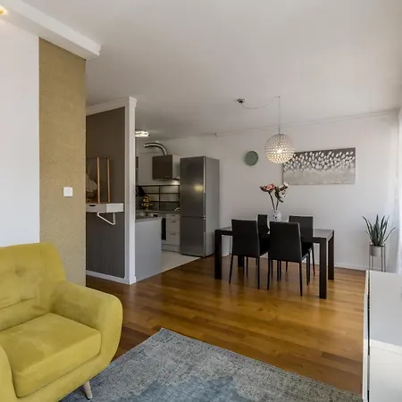 Apartman Izabela L *