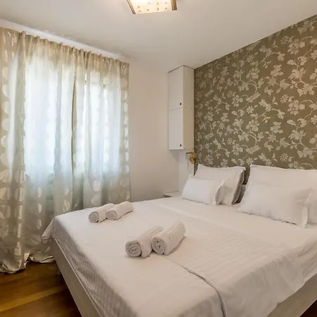 Apartman Izabela L *